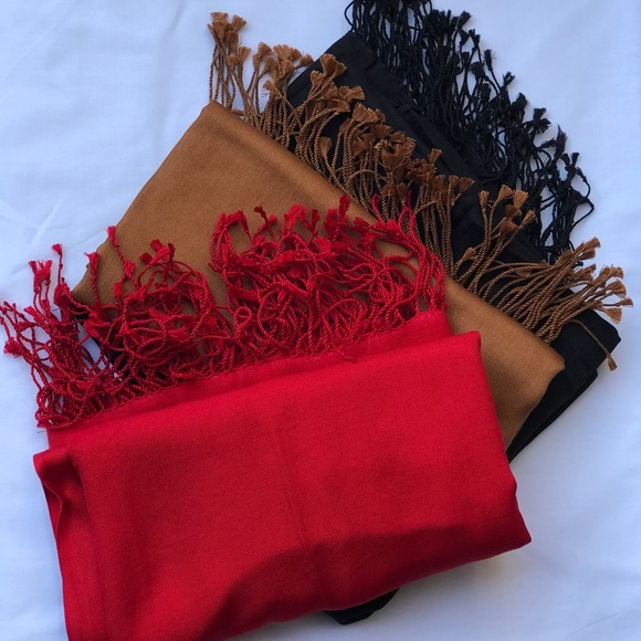 Silk shawls - Picture 4 of 8